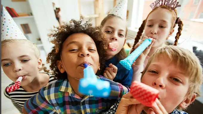 Pequeños Exploradores <br> (Edades 3-6) - Birthday Party Packages at Paradox Museum Miami