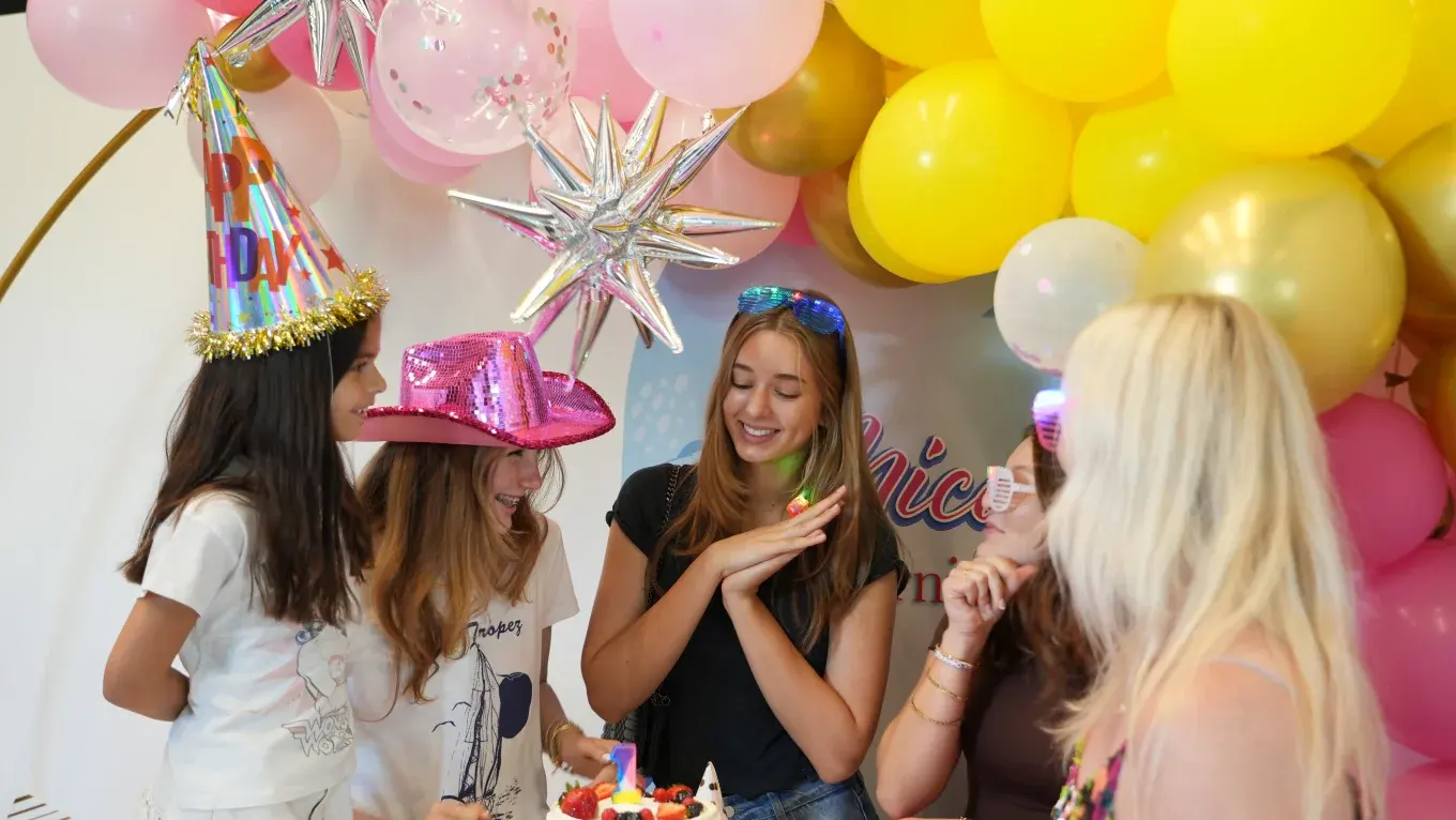 Paradox Play Party - Birthday Party Packages at Paradox Museum Miami